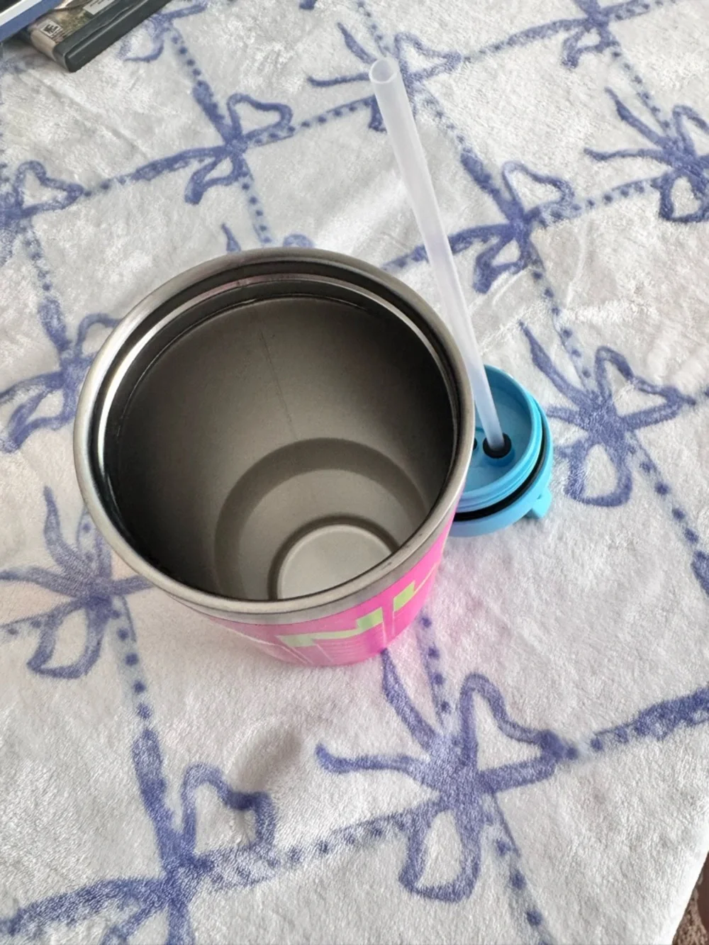Stanley IceFlow Flip Staw Neon Pink Water Bottle - Picture 8 of 8